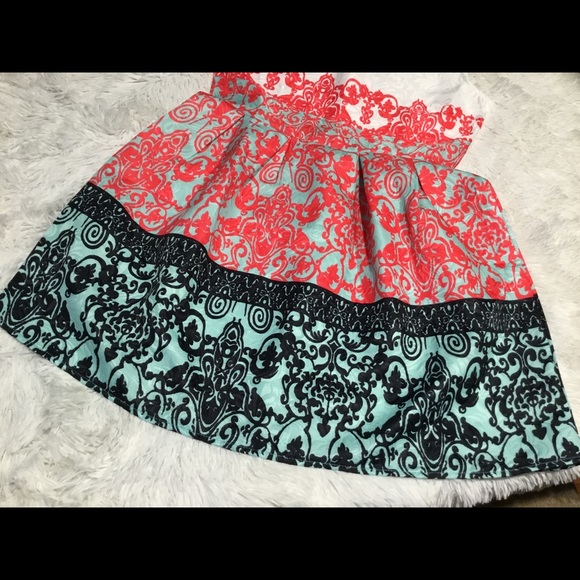 Beautiful Handmade Dress - Picture 6 of 6